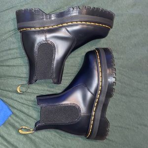 doc marten chelsea platform boots